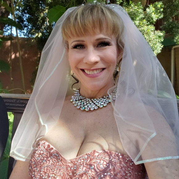 Beautiful sparkling choker necklace - Picture 4 of 4